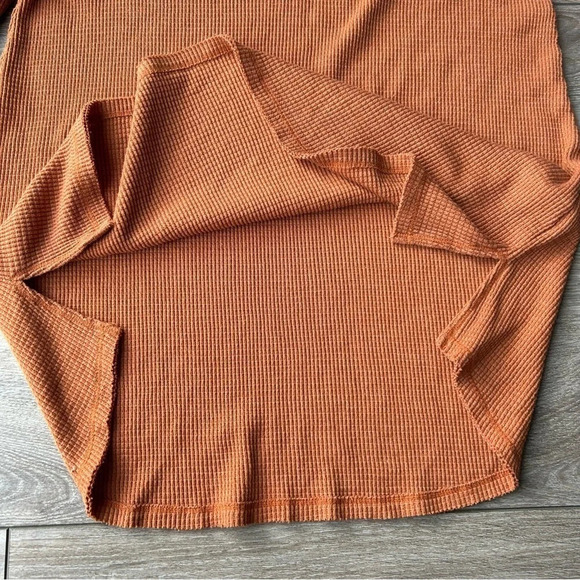 Anthropologie  T.La Waffle Knit V Neck Keyhole Long Sleeve Shirt Top - Picture 12 of 15